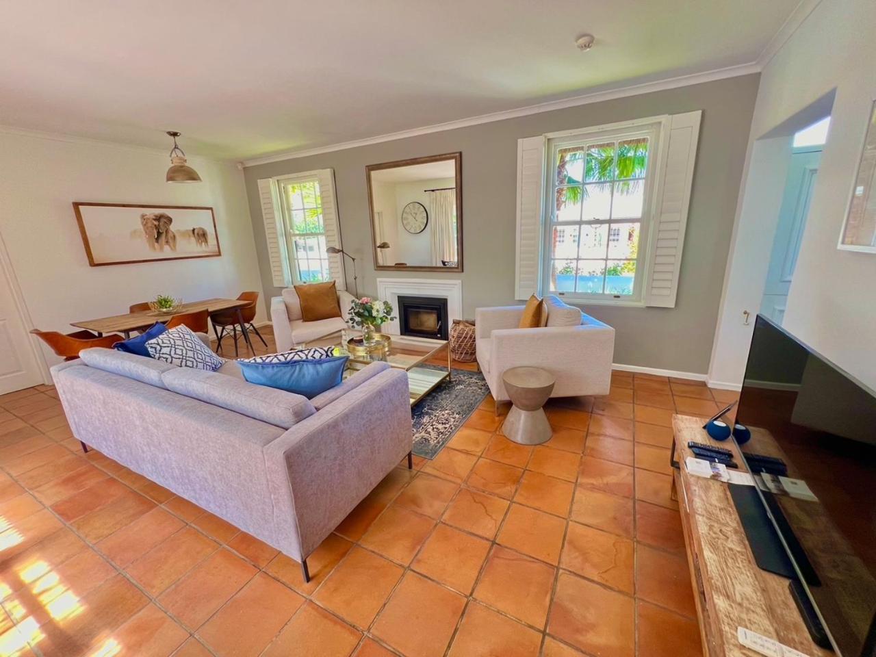 On Dirkie Uys Franschhoek